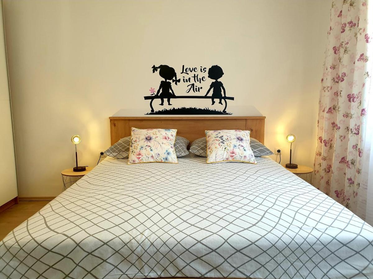 Apartment Mon Cheri-Located In A Quiet Neighbourhood Near Beaches Free Parking Pula Exterior foto